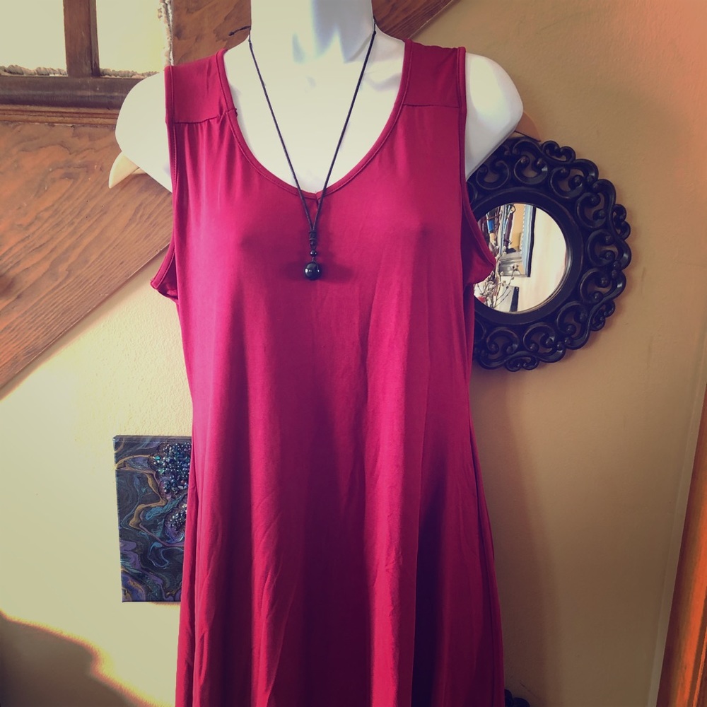 🤗 3-$25 Burgundy midi SZ L